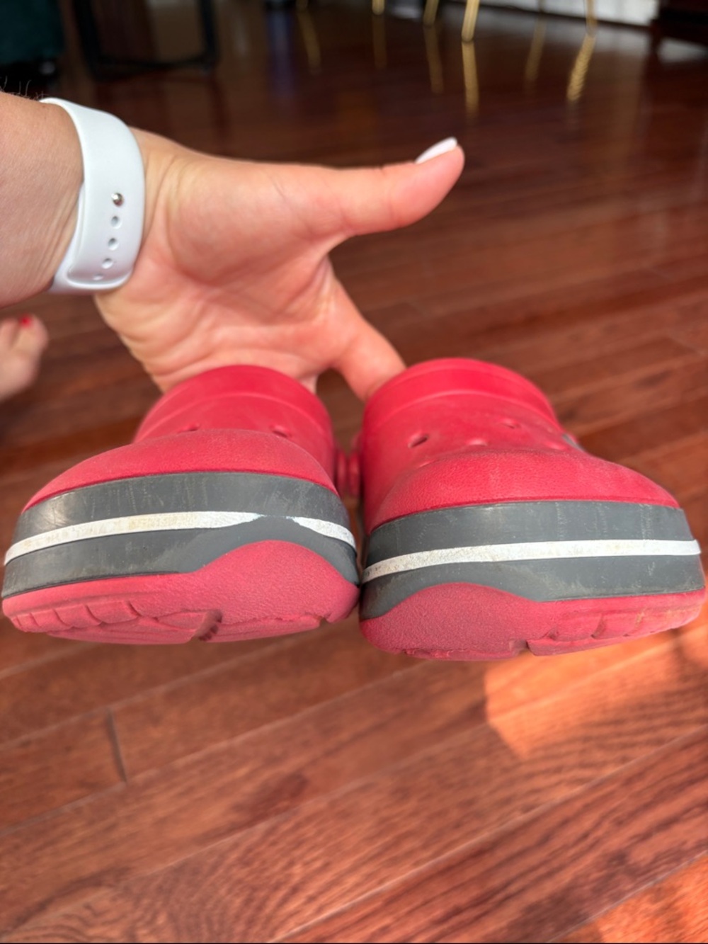CROCS Kids Red Classic Clog with Heel Strap - Picture 9 of 11